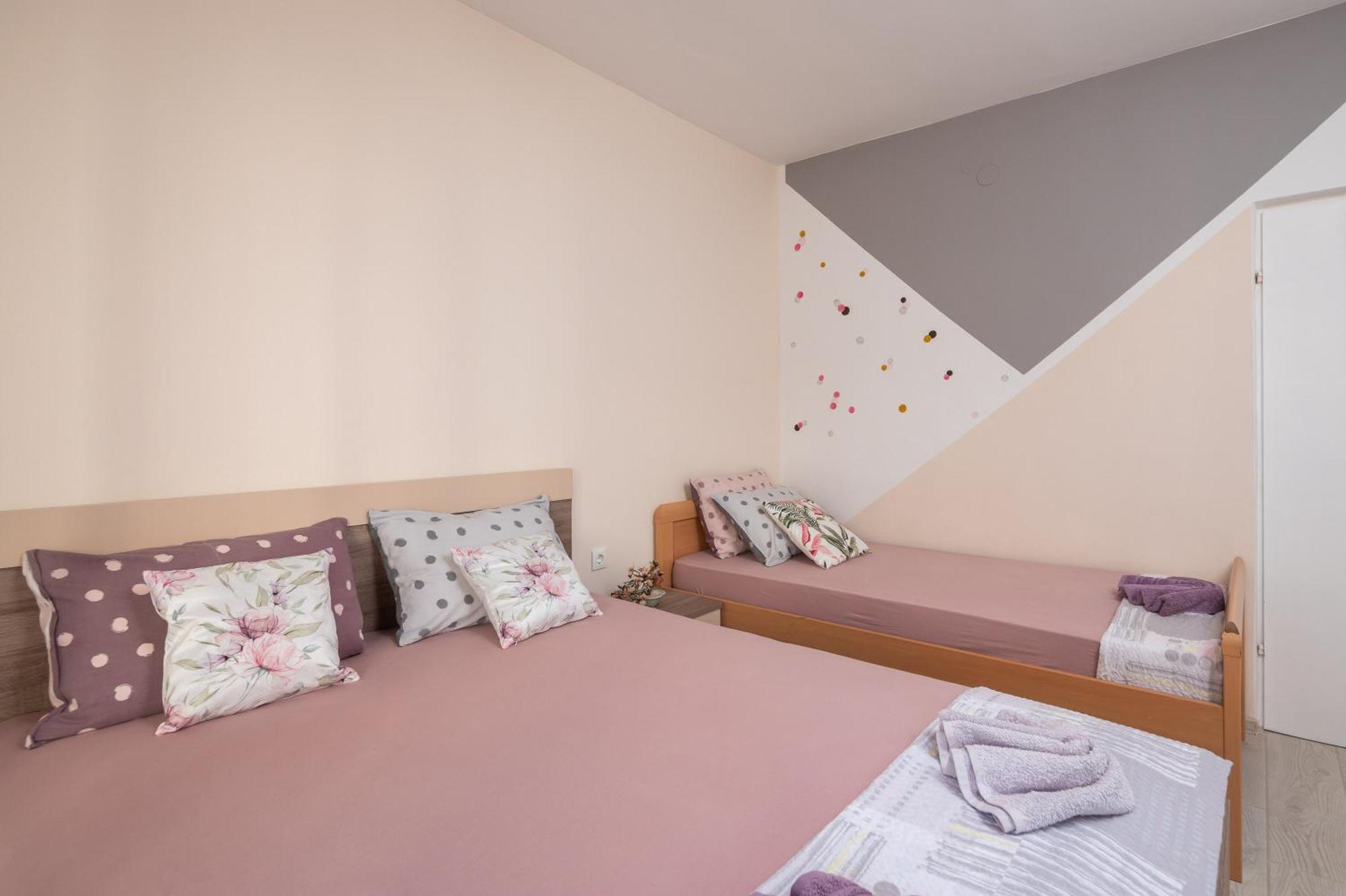 Apartments Ivan Omis Luaran gambar