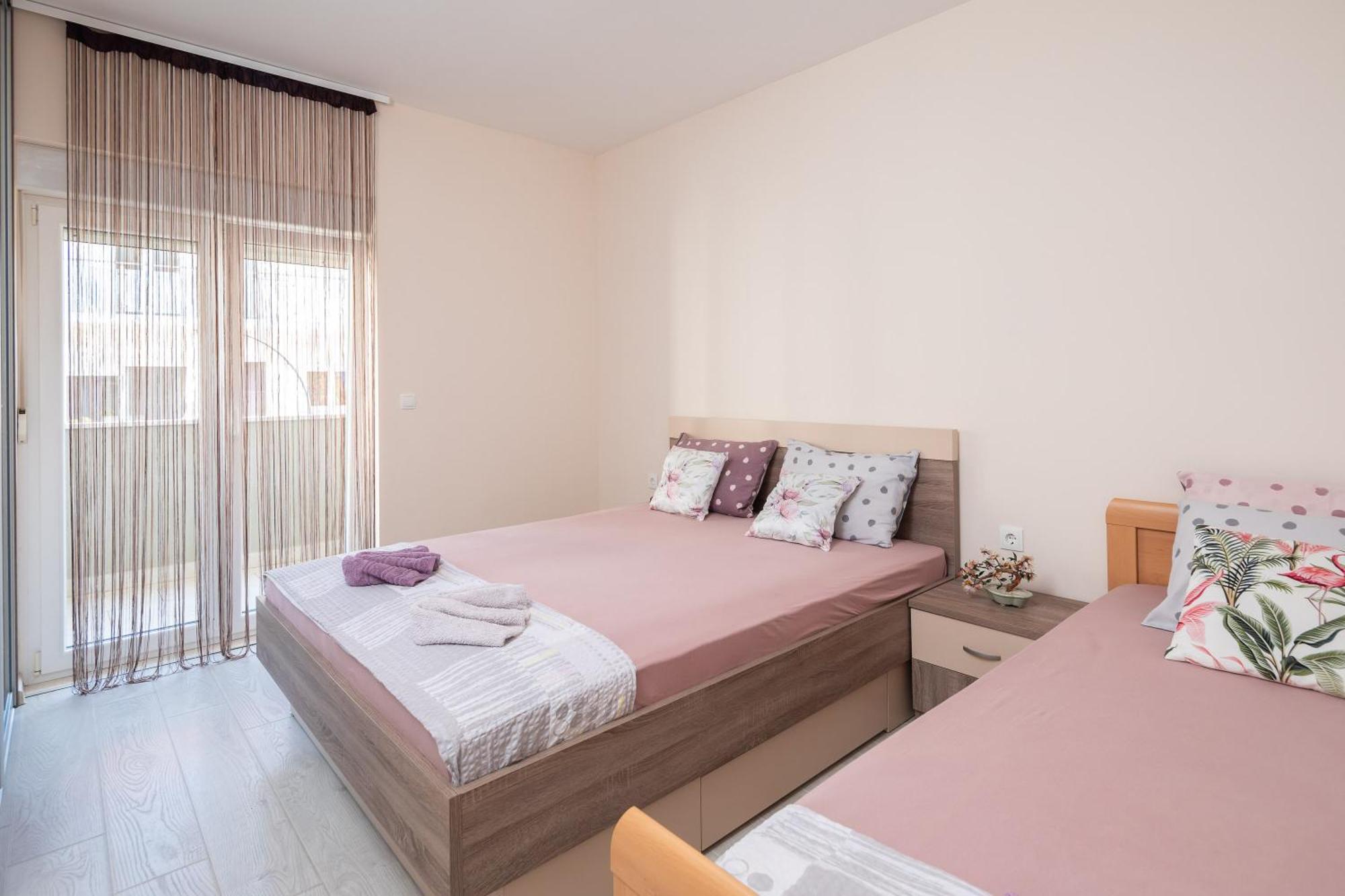 Apartments Ivan Omis Luaran gambar