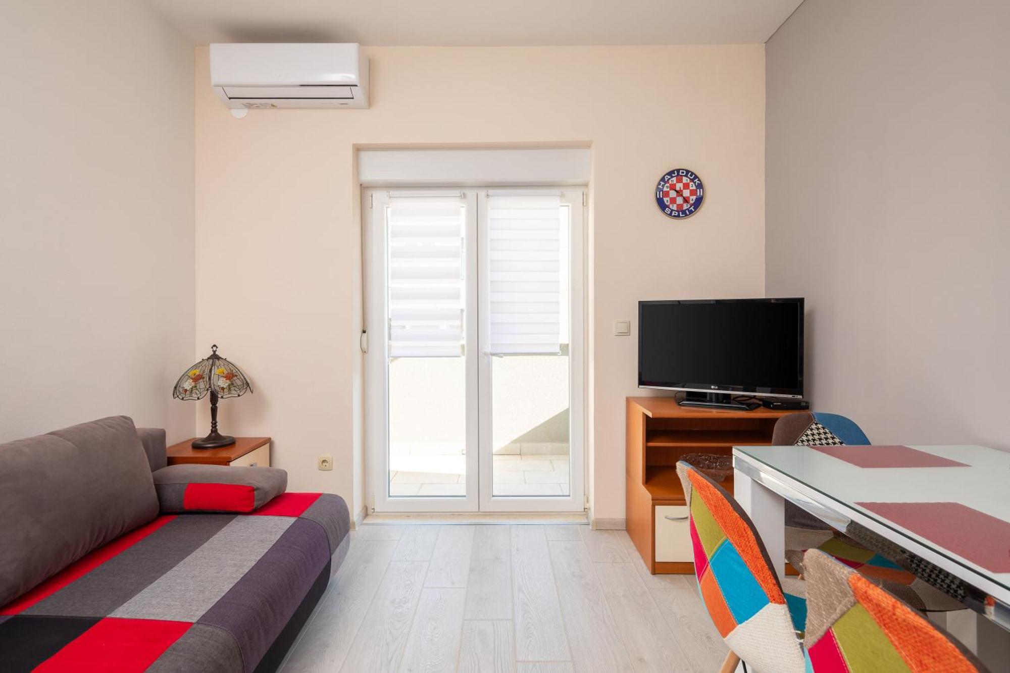 Apartments Ivan Omis Luaran gambar